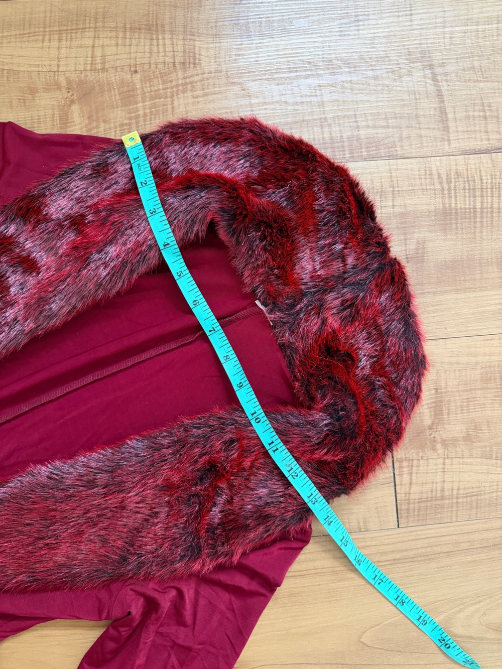 Vintage 90s Red Faux-Fur Collared Long Coat - Picture 4 of 8